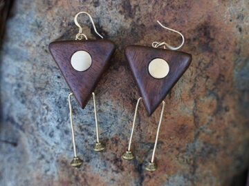 Sweet gentle natural wooden handmade earring called Ivy May